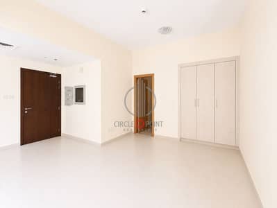Studio for Rent in Bur Dubai, Dubai - 853B1B5D-6BEA-4FD8-94C2-68012F66557F. png