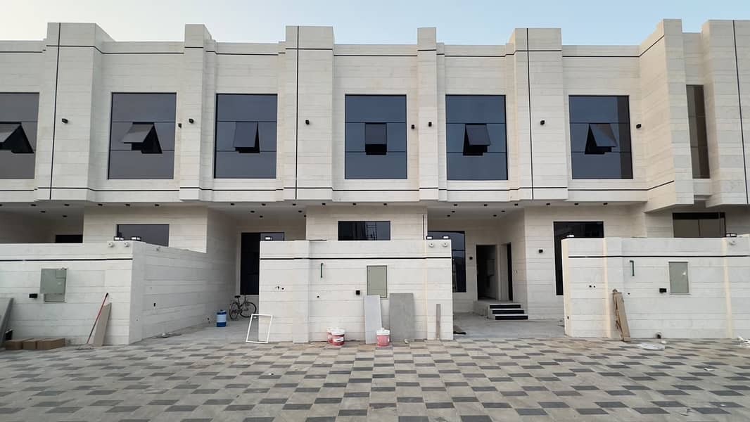 2 6fecaf2b-f0e5-4167-9ed3-17c43ff81d25. jpg