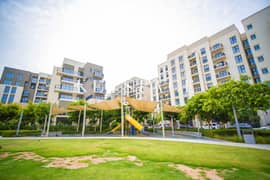 Grand Seafront Residence | Expansive Ocean Views | Vacant | Resale