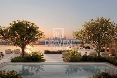 4 Bedroom Flat for Sale in Palm Jumeirah, Dubai - Waterfront Living | Luxury Duplex Type | Sea Views 4 Bedroom Flat for Sale in Palm Jumeirah, Dubai - Waterfront Living | Luxury Duplex Type | Sea Views