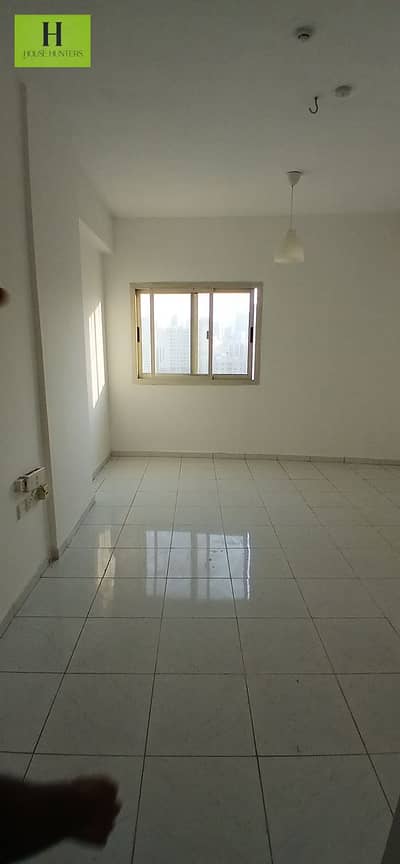 2 Bedroom Flat for Rent in Bu Daniq, Sharjah - 20260824_175145. jpg 2 Bedroom Flat for Rent in Bu Daniq, Sharjah - 20260824_175145. jpg