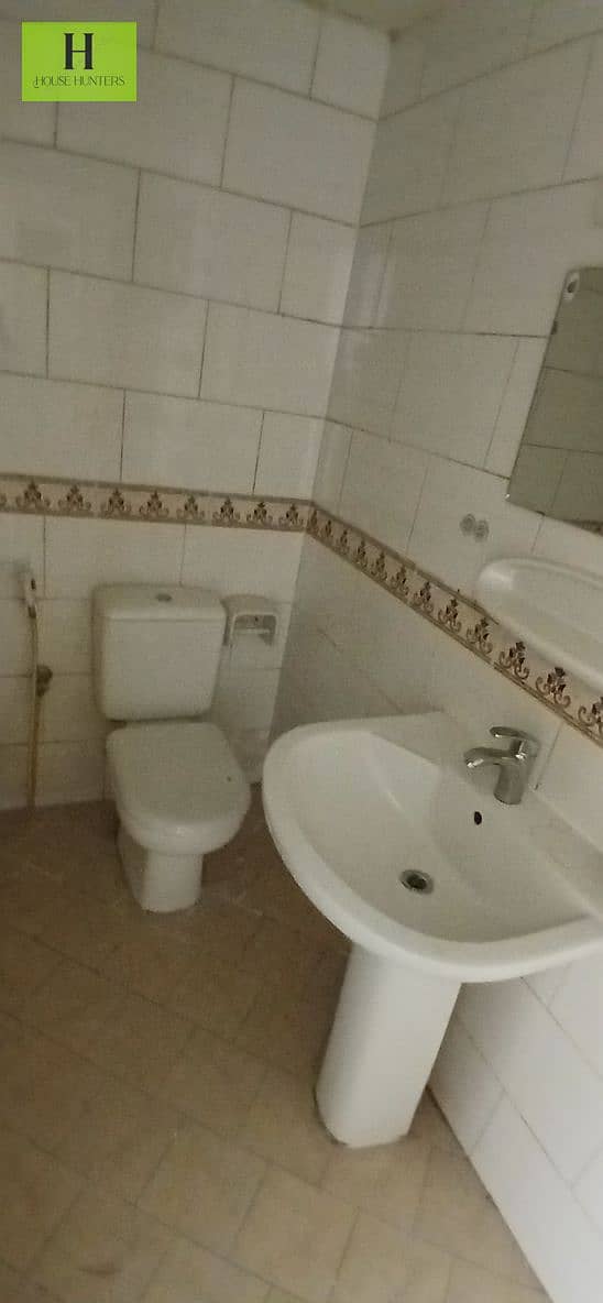 5 20260824_175238. jpg