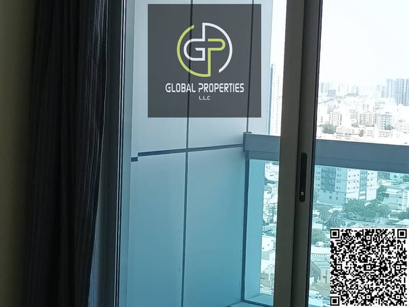 8 1000258251. png