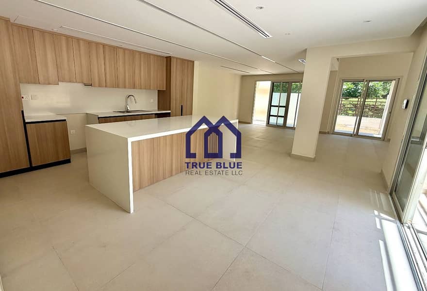 Fully Upgraded | Single Row | Walk to Beach Fully Upgraded | Single Row | Walk to Beach