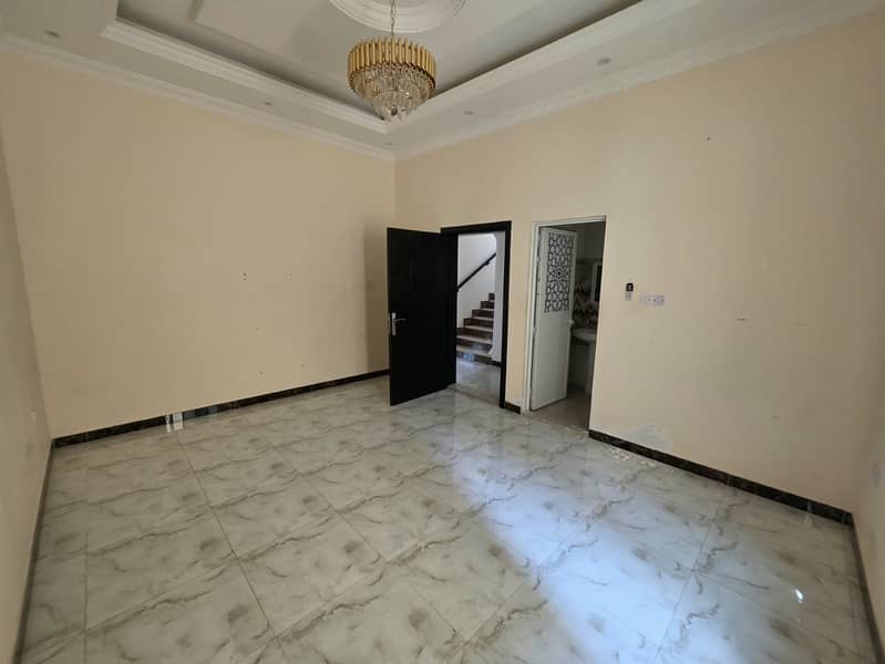 8 dded7295-62ef-4470-9812-3eda4272935e. jpg