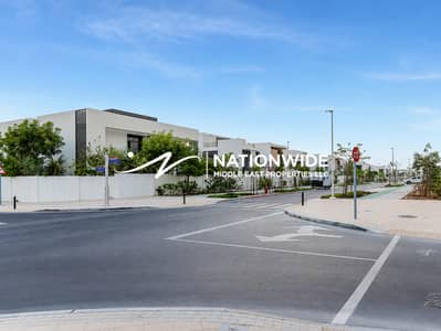 4 Bedroom Villa for Sale in Yas Island, Abu Dhabi - Vacant|Stunning 4BR|Stylish Layout|Prime Area