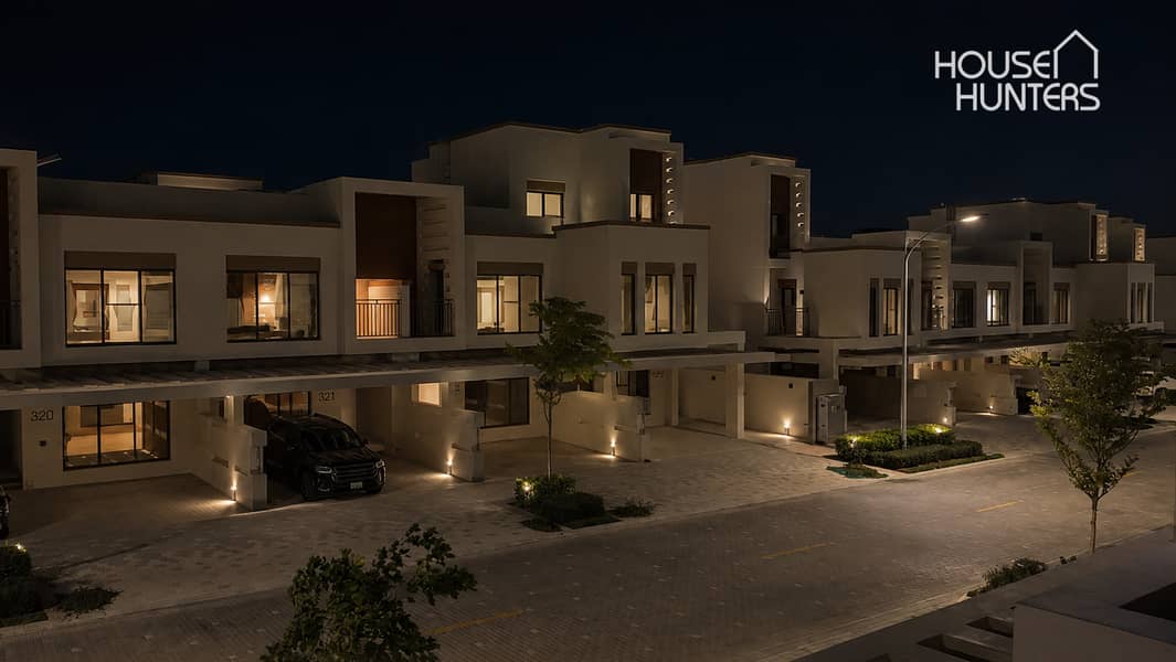Villa en DAMAC Lagoons,Costa Brava, 5 dormitorios, 3750000 AED - 16295587 Villa en DAMAC Lagoons,Costa Brava, 5 dormitorios, 3750000 AED - 16295587