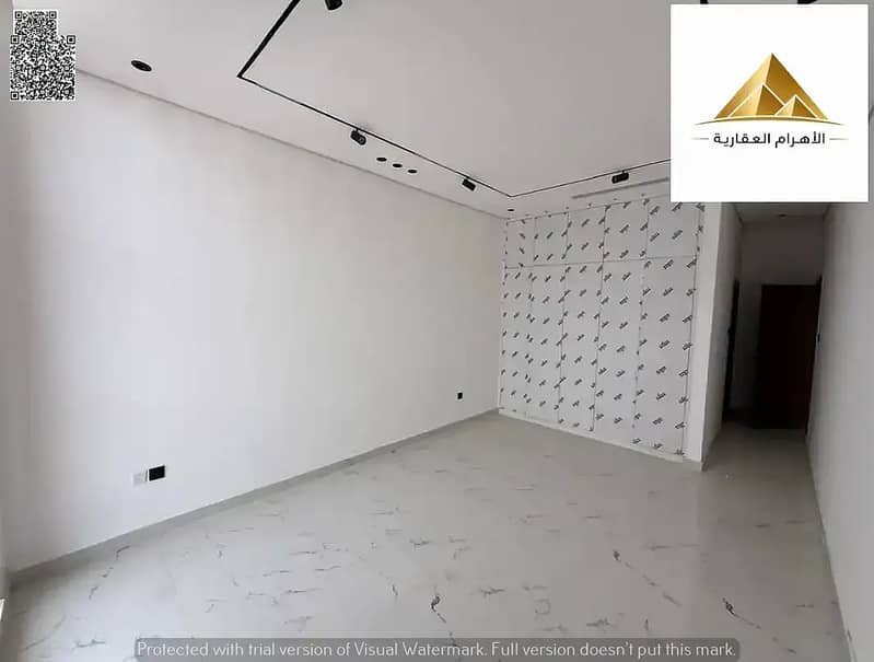 14 862038858-1066x800. webp