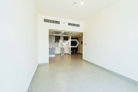 1 Bedroom Apartment for Rent in Al Shamkha, Abu Dhabi - Vacant | Corner | Garden View | Free Maintenance