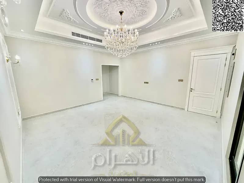 21 849705861-1066x800. webp