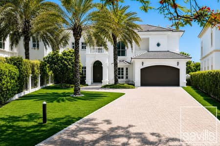 4 Bedroom Villa for Rent in Jumeirah Islands, Dubai - Upgraded Villa | Lake View | Modern Finish 4 Bedroom Villa for Rent in Jumeirah Islands, Dubai - Upgraded Villa | Lake View | Modern Finish