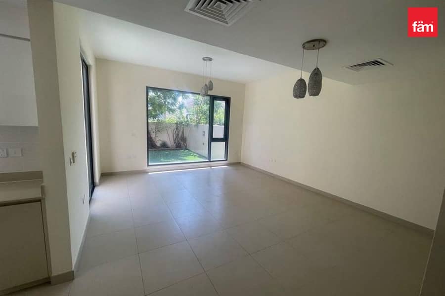 Villa en Dubai Hills Estate,Maple,Maple 2, 3 dormitorios, 235000 AED - 16295995 Villa en Dubai Hills Estate,Maple,Maple 2, 3 dormitorios, 235000 AED - 16295995