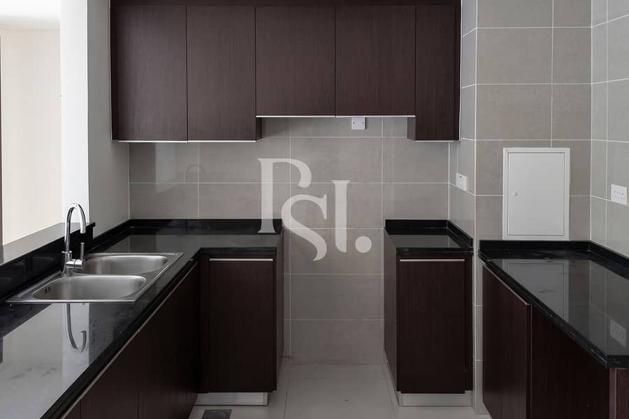 11 508417-AP166164-One-Marina-Square-Apt-2BR-Al-Reem-Island-Abu-Dhabi-UAE (8). jpg