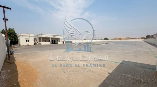 Mixed Use Land de  à à louer à Al Sajaa, Sharjah - ساحة صناعية وتجارية 60000 قدم. jpeg