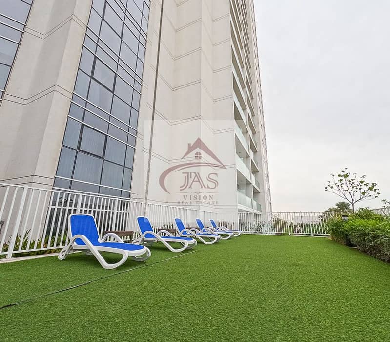 33 damac52. jpg