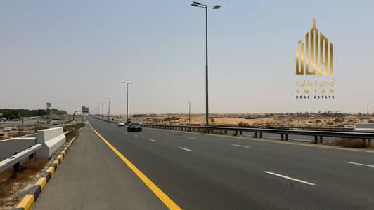 Plot para en Venta en Al Belaida, Sharjah - Parcela en Al Belaida, 2100000 AED - 16296715