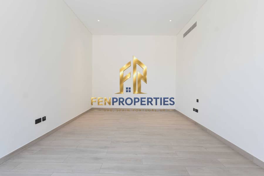 14 Al Jurf Villa AV40-31. jpg