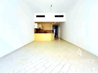 Appartement de 2 chambres à à louer à Al Barsha, Dubai - image_0