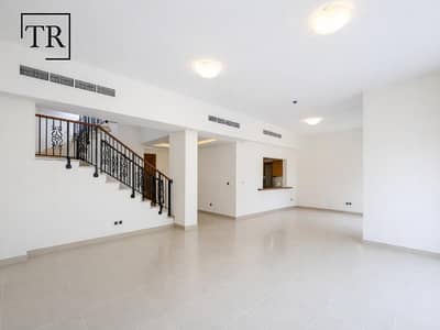 4 Schlafzimmer Villa zum zur Miete in Nad Al Sheba, Dubai - Villa in Nad Al Sheba，Nad Al Sheba 3，Nad Al Sheba Villas, 4 schlafzimmer, 260000 AED - 16298305