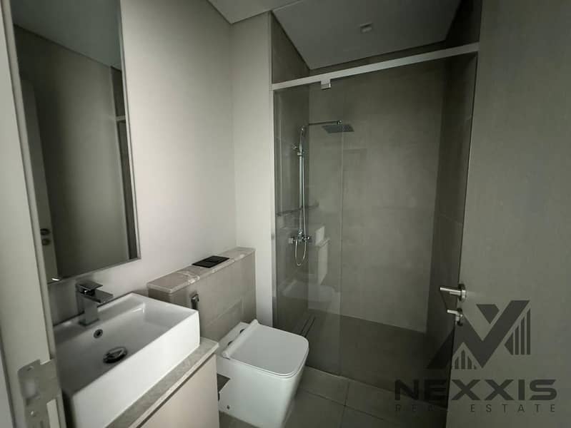 16 73bd6fcd-6533-4302-ac94-72a76ae21de3. jpg
