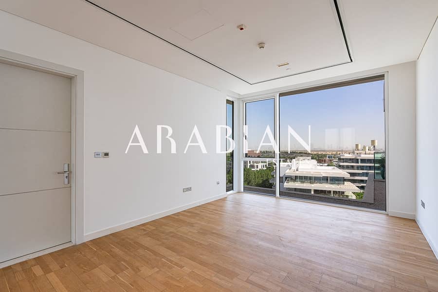 Modern | Huge Layout | Green Community Modern | Huge Layout | Green Community