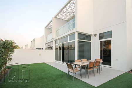 Ideal Family Home - Backing Park - Open Living Ideal Family Home - Backing Park - Open Living