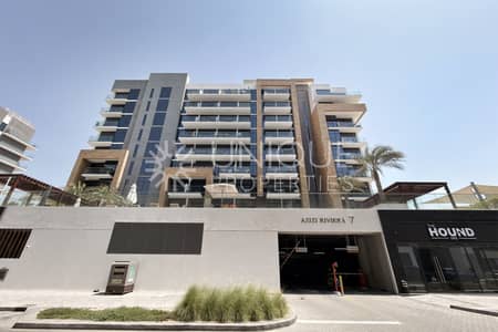 Studio de à à louer à Meydan, Dubai - Appartement à Meydan,Meydan One,Azizi Riviera,Azizi Riviera 7, 50000 AED - 16299931 Studio de à à louer à Meydan, Dubai - Appartement à Meydan,Meydan One,Azizi Riviera,Azizi Riviera 7, 50000 AED - 16299931