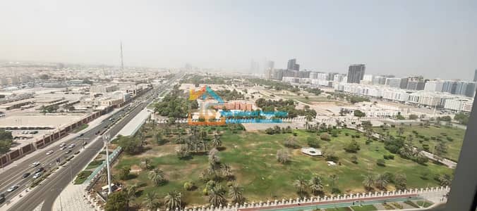 شقة 3 غرف نوم للايجار في شارع المطار، أبوظبي - WhatsApp Image 2026-08-26 at 12.44. 41 PM. jpeg
