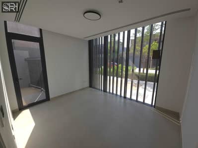 4 Schlafzimmer Villa zum Verkauf in Tilal City, Sharjah - 4 BR Villa With Pool-1. jpg