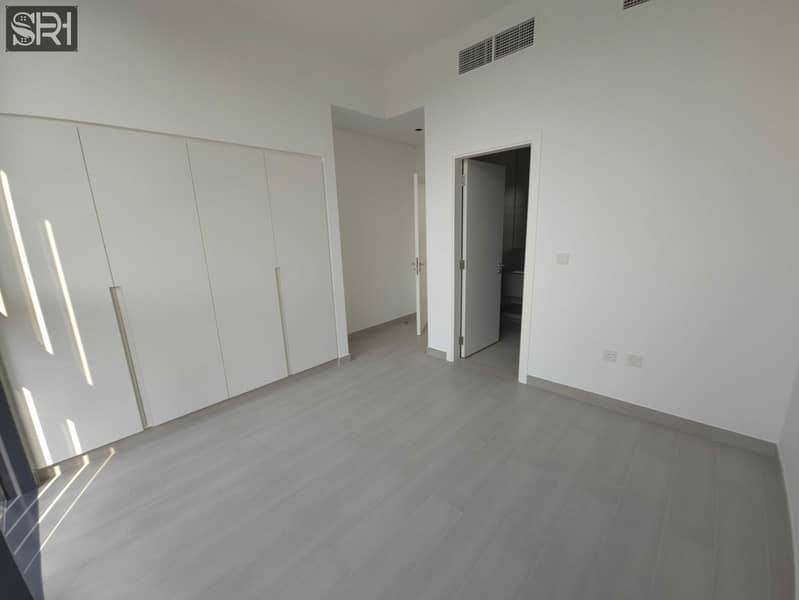 22 4 BR Villa With Pool-29. jpg