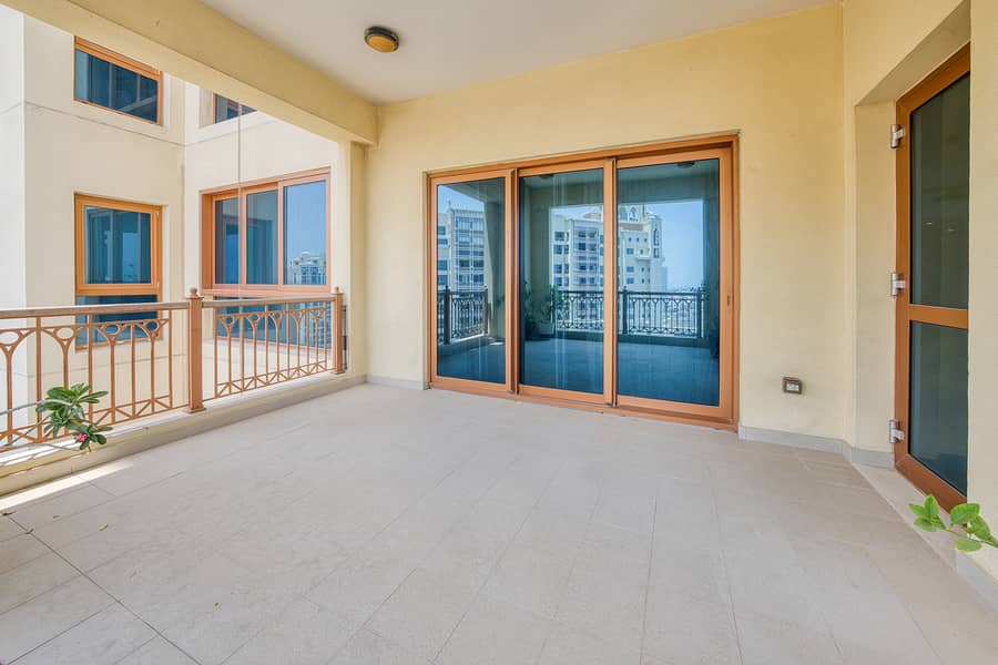 17 Marina Residences 2 Apt 1208-011. jpeg