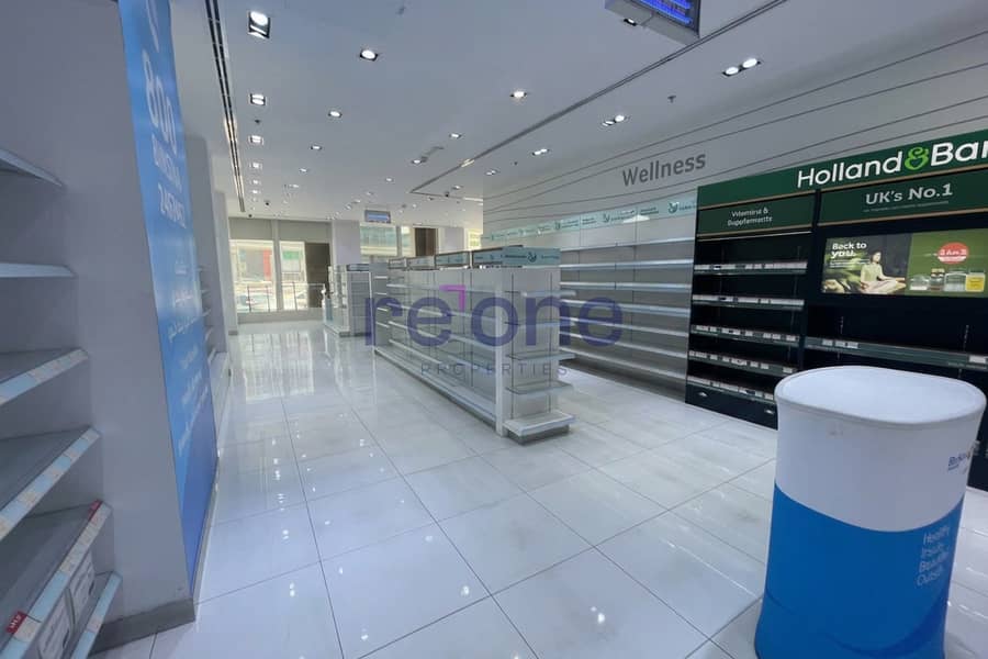 Spacious Retail Space | SZR | Close to Metro Spacious Retail Space | SZR | Close to Metro