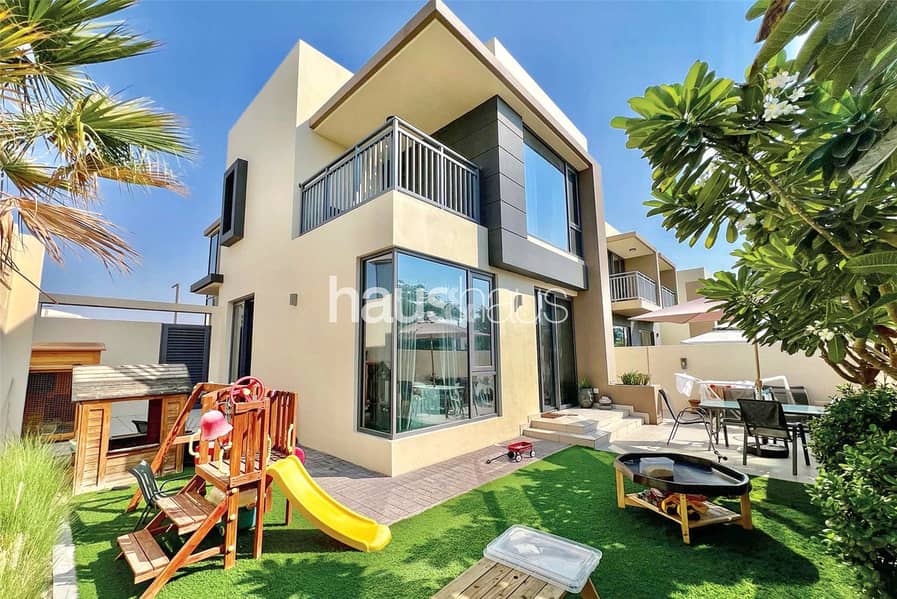 Таунхаус в Дубай Хиллс Истейт,Мапл,Мейпл 2, 4 cпальни, 5600000 AED - 16301333 Таунхаус в Дубай Хиллс Истейт,Мапл,Мейпл 2, 4 cпальни, 5600000 AED - 16301333