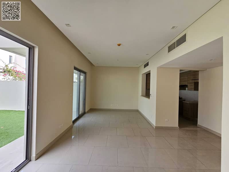 3 d8bcf30f-91f7-454c-afce-da9464b4e565. jpg