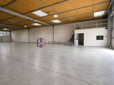 Warehouse de  à à louer à Al Quoz, Dubai - Entrepôt à Al Quoz，Al Quoz Industrial Area，Al Quoz Industrial Area 3, 219999 AED - 16302281