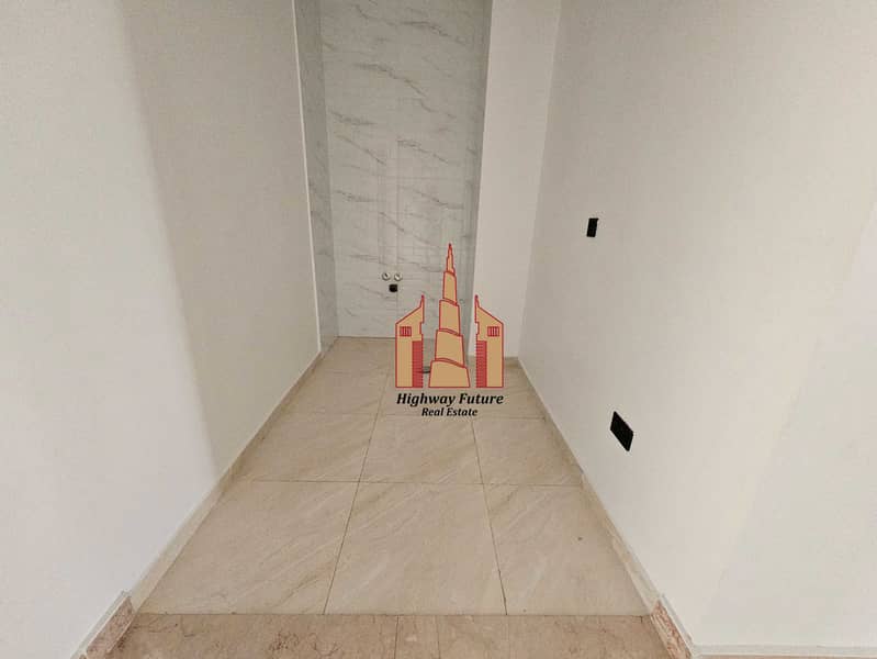 24 53971. jpg