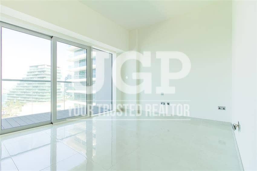 Big Size 3BR Apt with Maids Rm. | Full Sea View