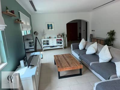 3 Schlafzimmer Villa zum Miete in Jumeirah Park, Dubai - Hall 4. jpg 3 Schlafzimmer Villa zum Miete in Jumeirah Park, Dubai - Hall 4. jpg