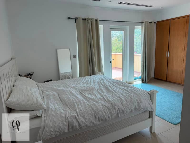 5 Bed 2. jpg