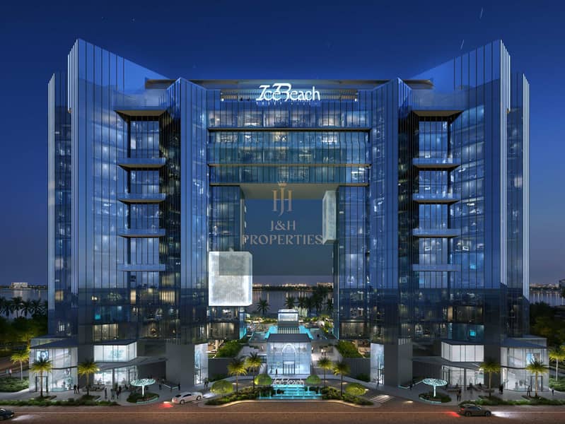 8 Exterior 1. JPG