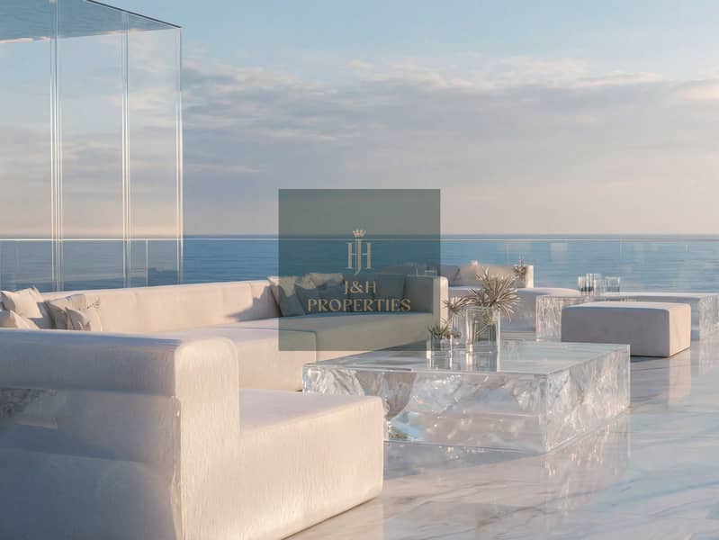 17 Rooftop Bar. png