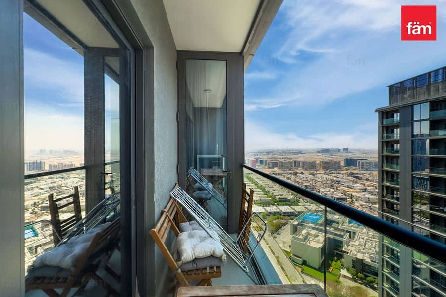 High Floor | Town House View | Ready to Move High Floor | Town House View | Ready to Move
