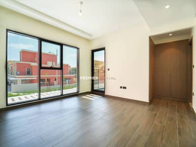 4 Slaapkamers Townhouse te Huur in DAMAC Lagoons, Dubai - Rijwoning in DAMAC Lagoons,Portofino, 4 slaapkamers, 150000 AED - 16304206 4 Slaapkamers Townhouse te Huur in DAMAC Lagoons, Dubai - Rijwoning in DAMAC Lagoons,Portofino, 4 slaapkamers, 150000 AED - 16304206