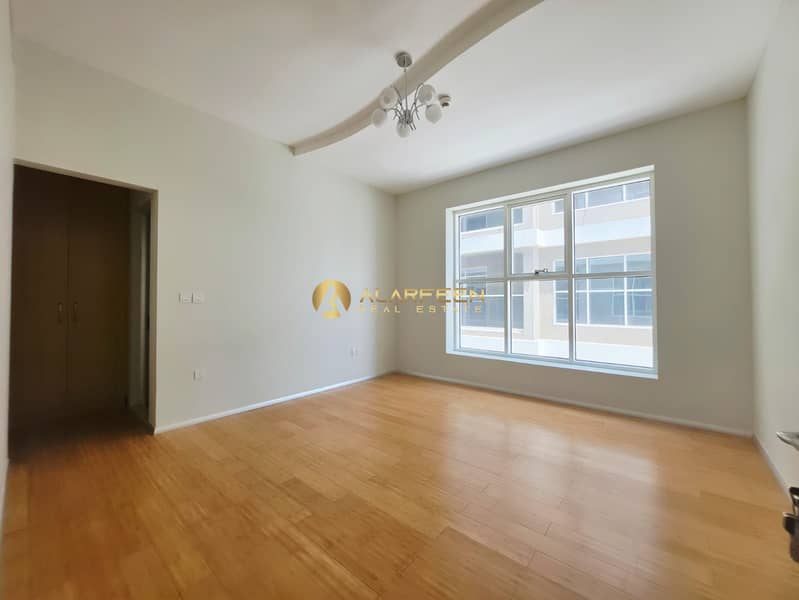 6 da1809da-aaa1-4bd4-93d3-963c9278e94b. jpg