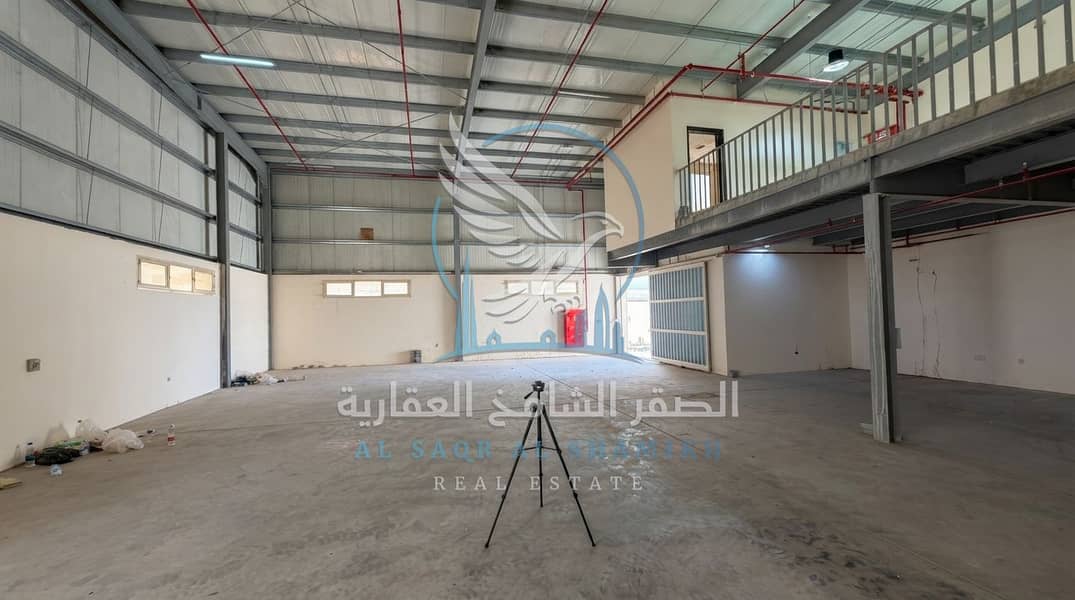 4 مدخل مناسب للشاحنات Wide Truck Access. jpeg