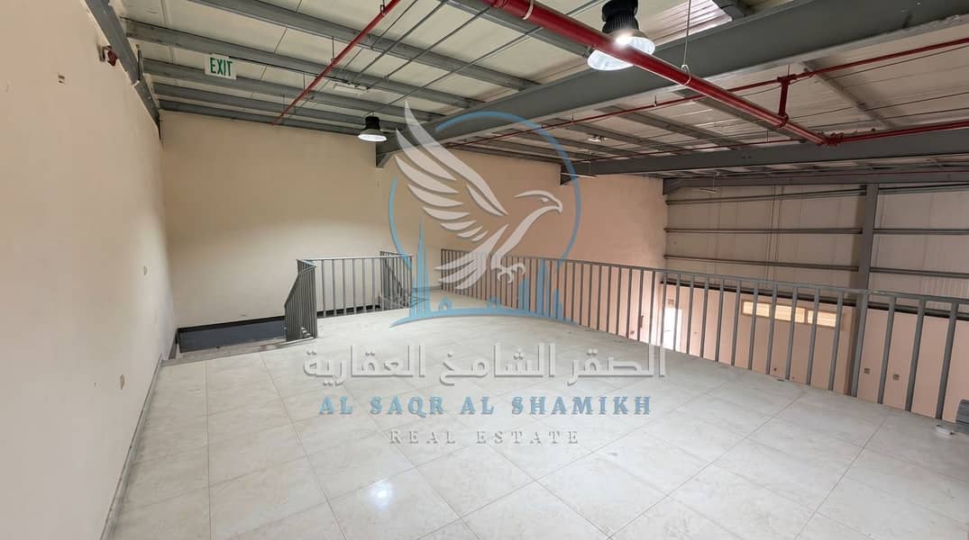 5 مستودع 4,500 قدم  4,500 Sq. Ft. Warehouse مربع. jpeg
