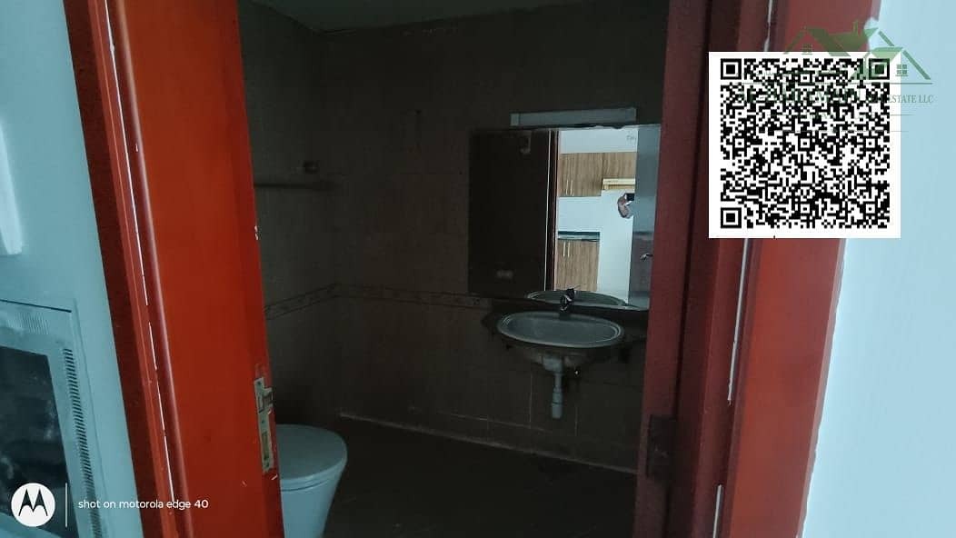 5 WhatsApp Image 2025-11-24 at 13.40. 56_6c23d21f. jpg