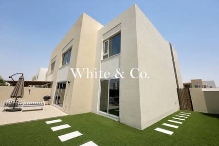 3 Bedroom Flat for Sale in Dubai South, Dubai - Vacant Nov | Close to Pool | Motivated