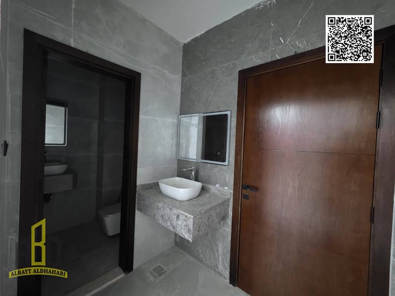 12 f43ade5e-cc22-4346-8c3d-12632aed8fb5. jpg