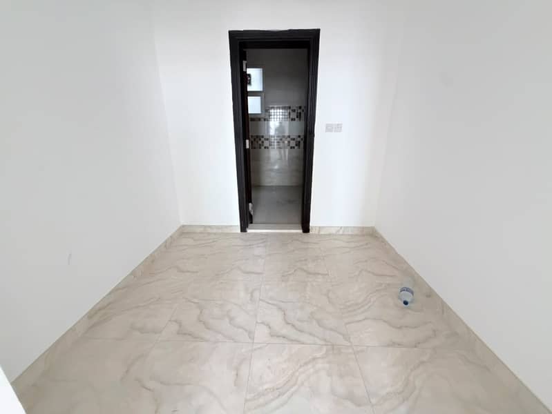 46 28487. jpg